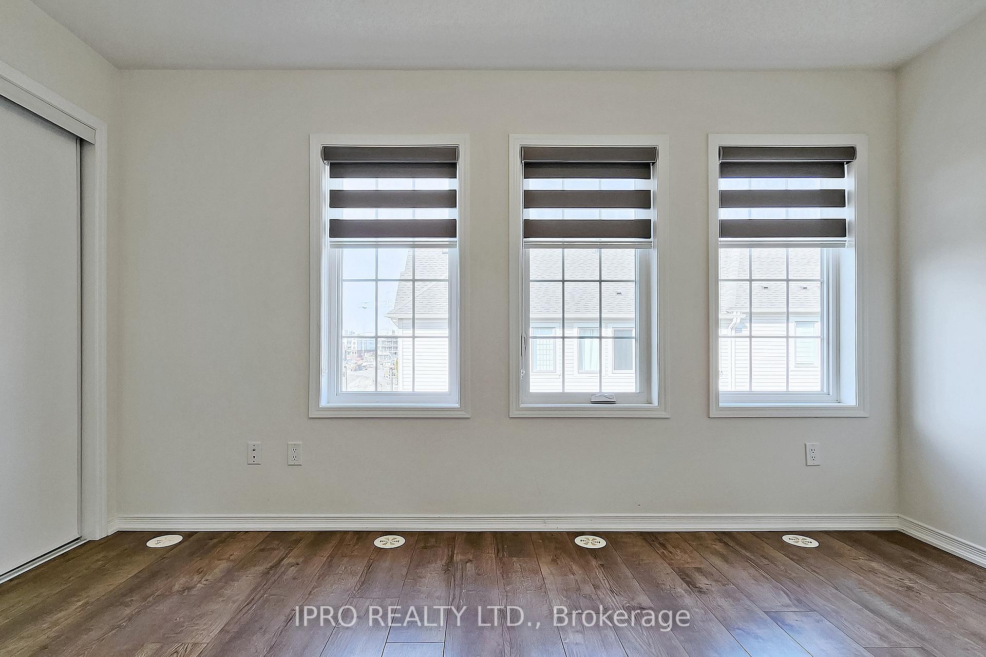 Photo 16 of Unit 114, 2550 Barbarolli Path, Oshawa, Windfields — HOMEH