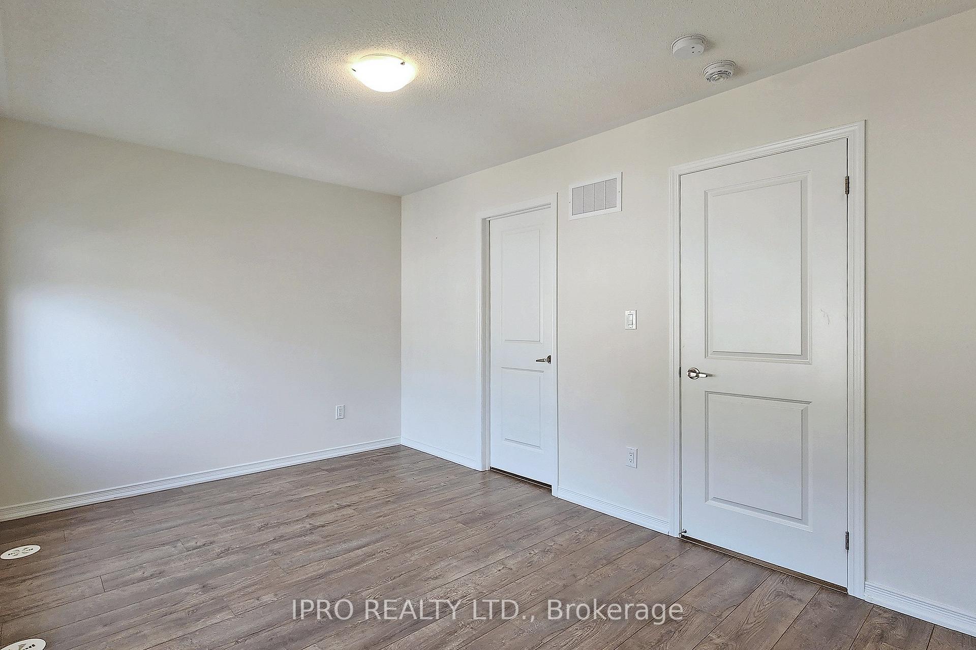 Photo 22 of Unit 114, 2550 Barbarolli Path, Oshawa, Windfields — HOMEH