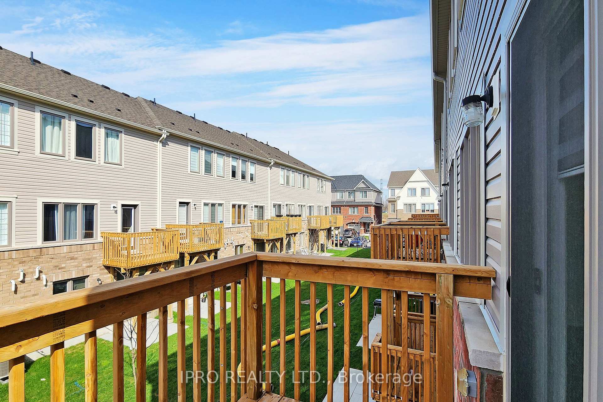 Photo 46 of Unit 114, 2550 Barbarolli Path, Oshawa, Windfields — HOMEH