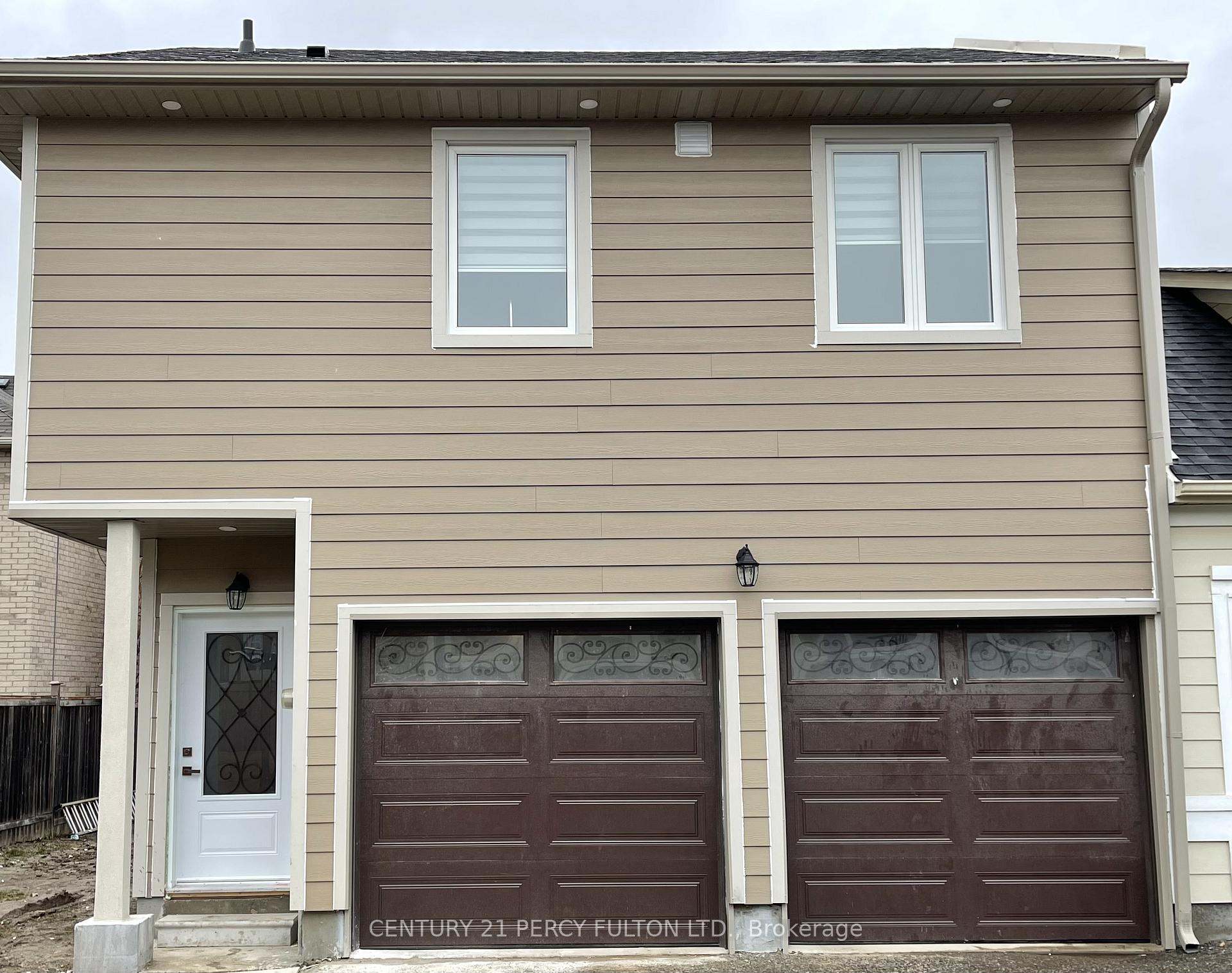 Photo 1 of Unit Coach, 530 Country Glen, Markham, Cornell — HOMEH