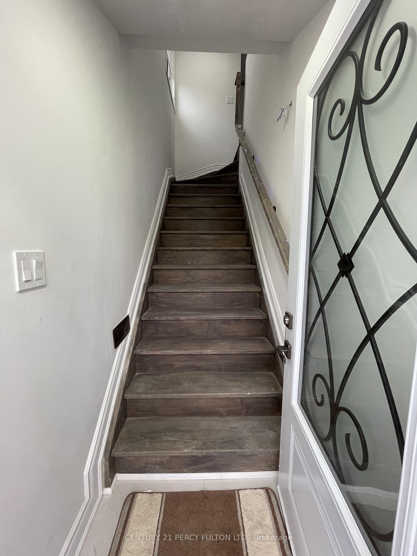 Photo 11 of Unit Coach, 530 Country Glen, Markham, Cornell — HOMEH