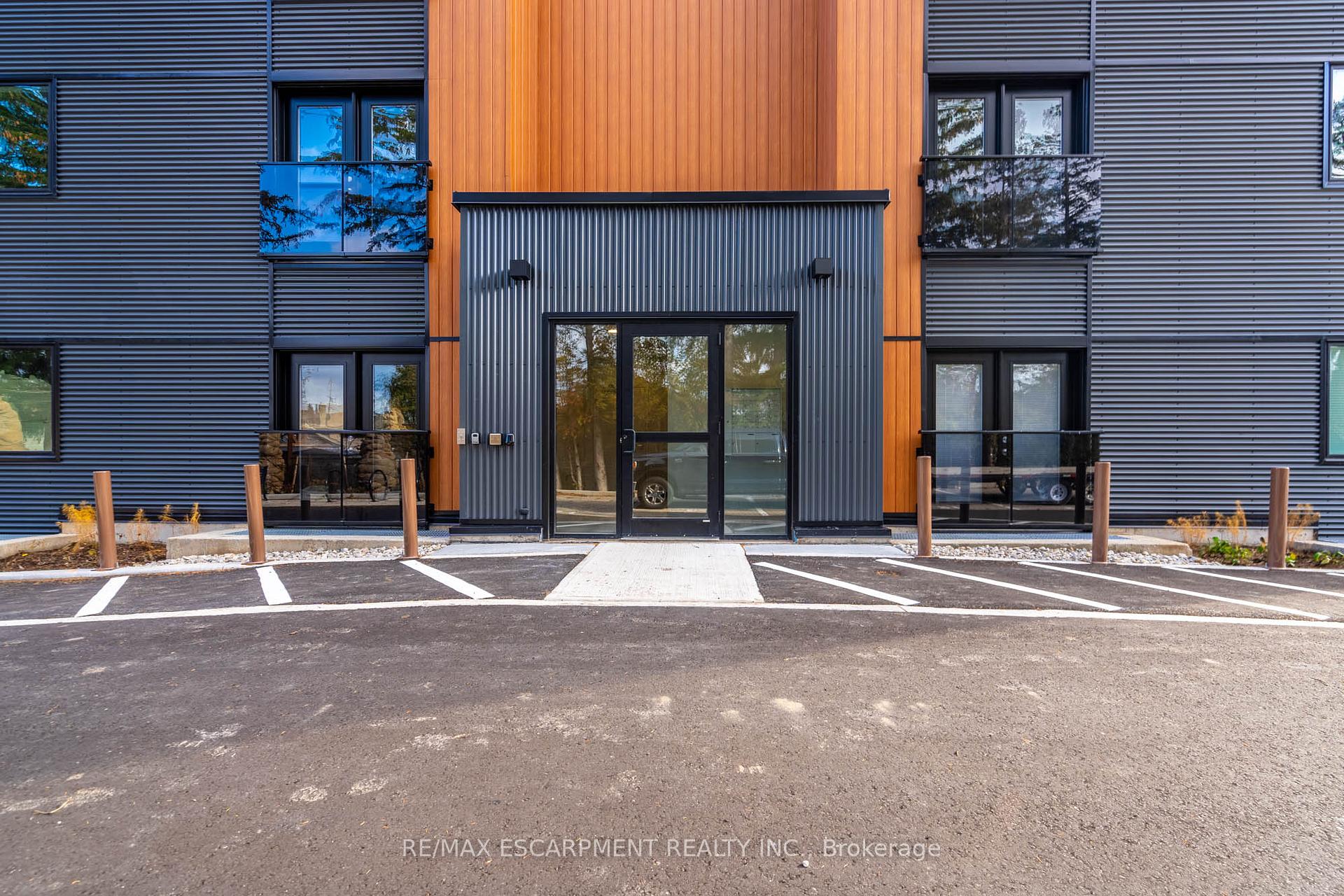 Photo 20 of Unit 304, 259 King Street E, Hamilton, Stoney Creek — HOMEH