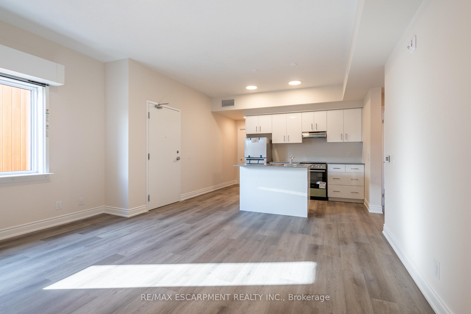 Photo 12 of Unit 304, 259 King Street E, Hamilton, Stoney Creek — HOMEH