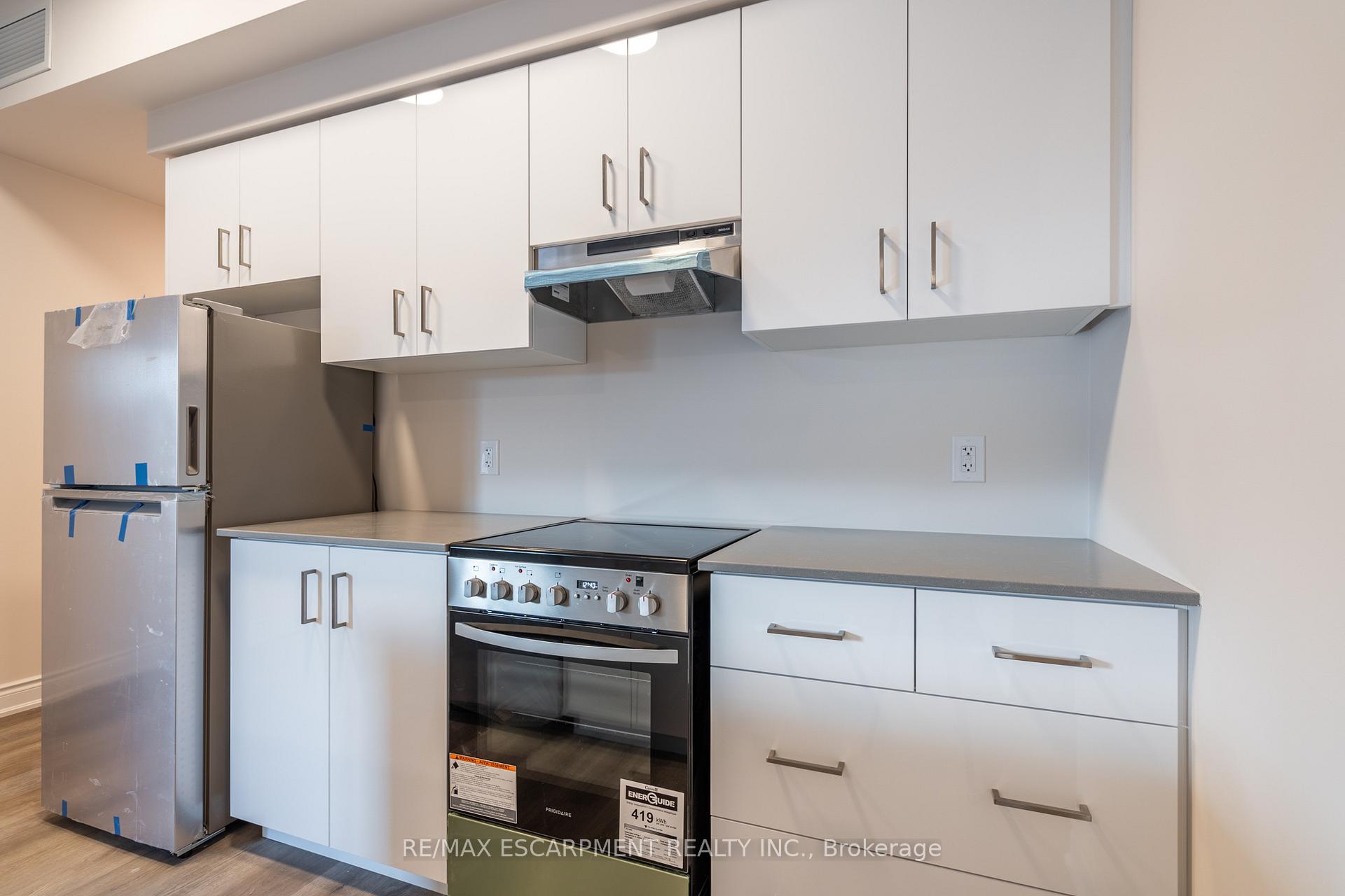 Photo 6 of Unit 304, 259 King Street E, Hamilton, Stoney Creek — HOMEH