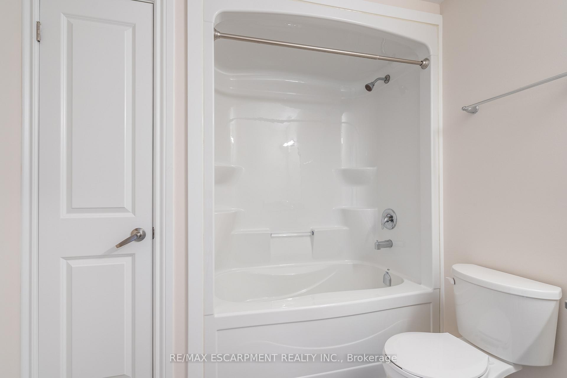 Photo 18 of Unit 304, 259 King Street E, Hamilton, Stoney Creek — HOMEH