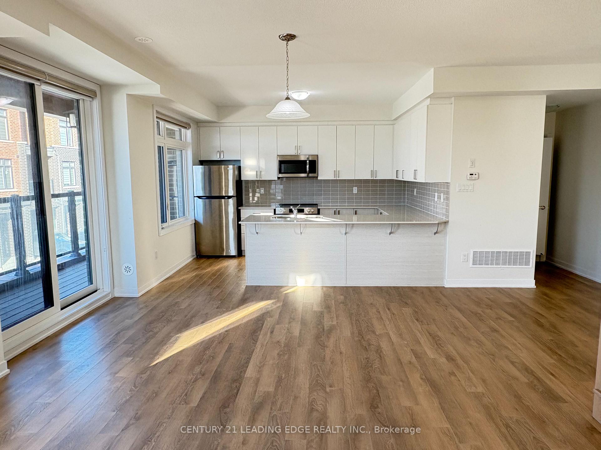 Photo 7 of Unit 905, 1865 Pickering Parkway, Pickering, Village East — HOMEH