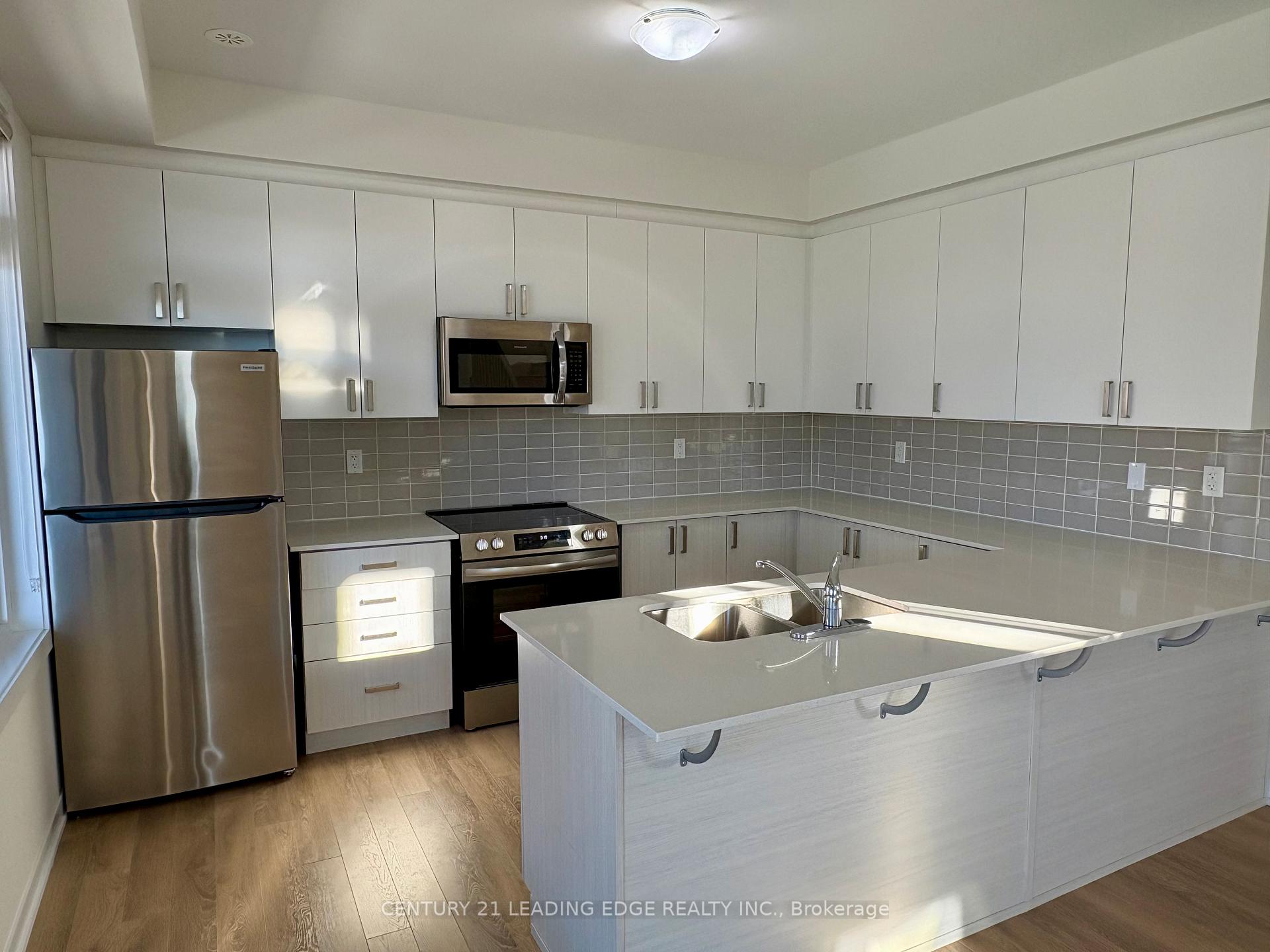 Photo 9 of Unit 905, 1865 Pickering Parkway, Pickering, Village East — HOMEH