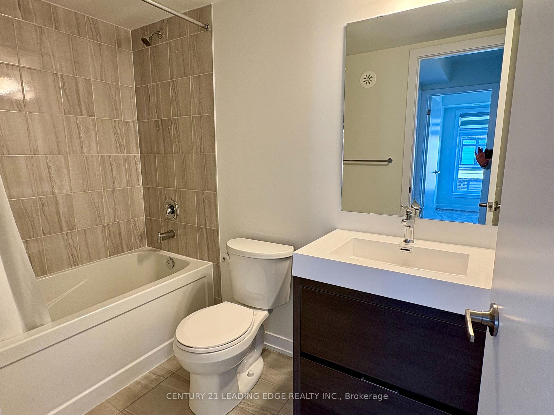Photo 10 of Unit 905, 1865 Pickering Parkway, Pickering, Village East — HOMEH