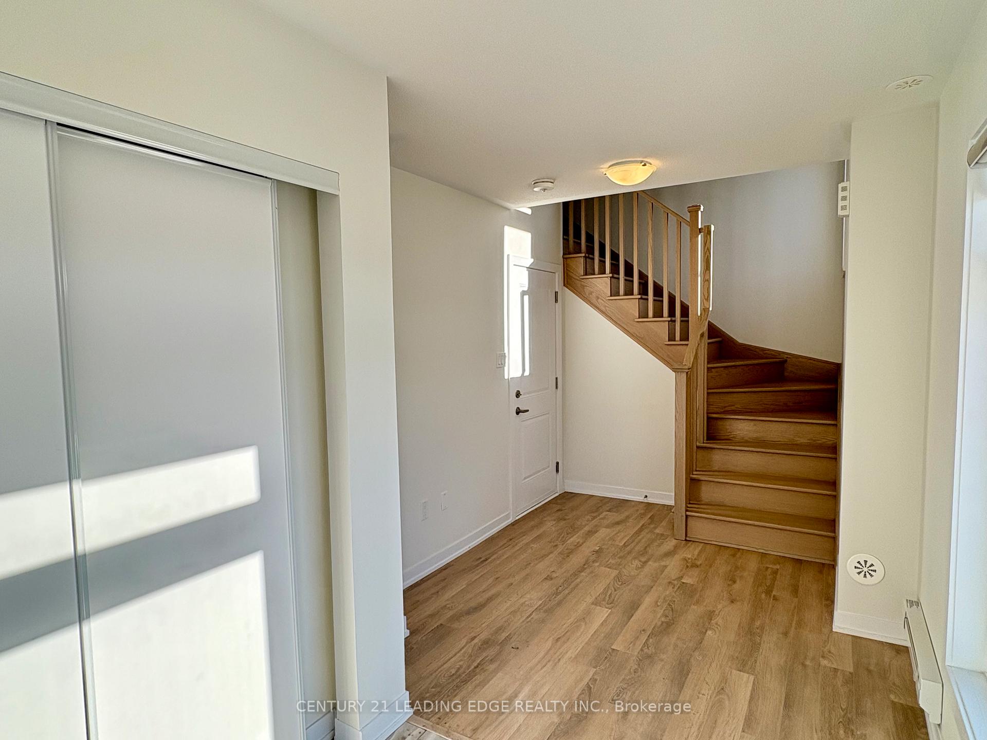 Photo 11 of Unit 905, 1865 Pickering Parkway, Pickering, Village East — HOMEH