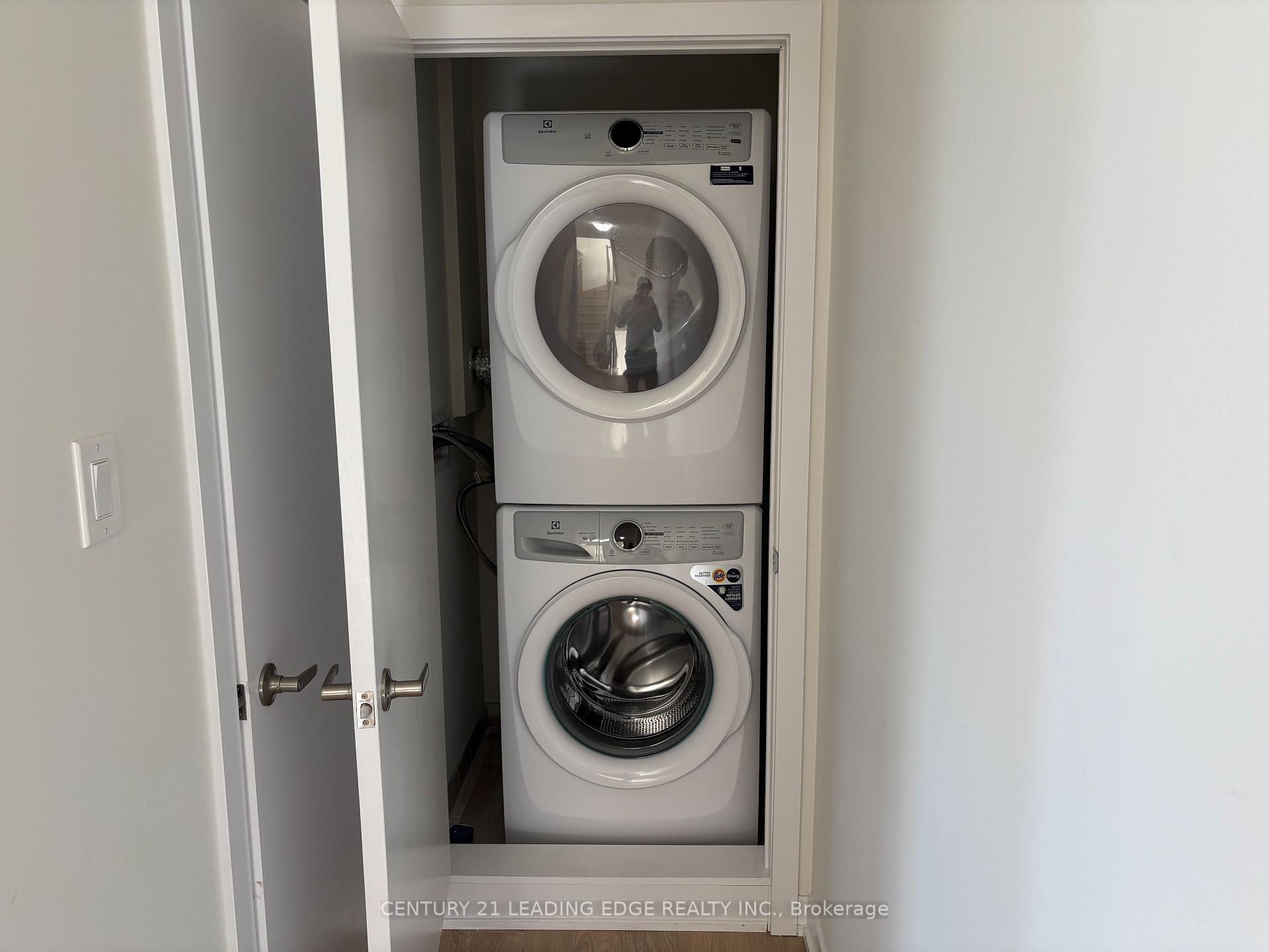 Photo 18 of Unit 905, 1865 Pickering Parkway, Pickering, Village East — HOMEH