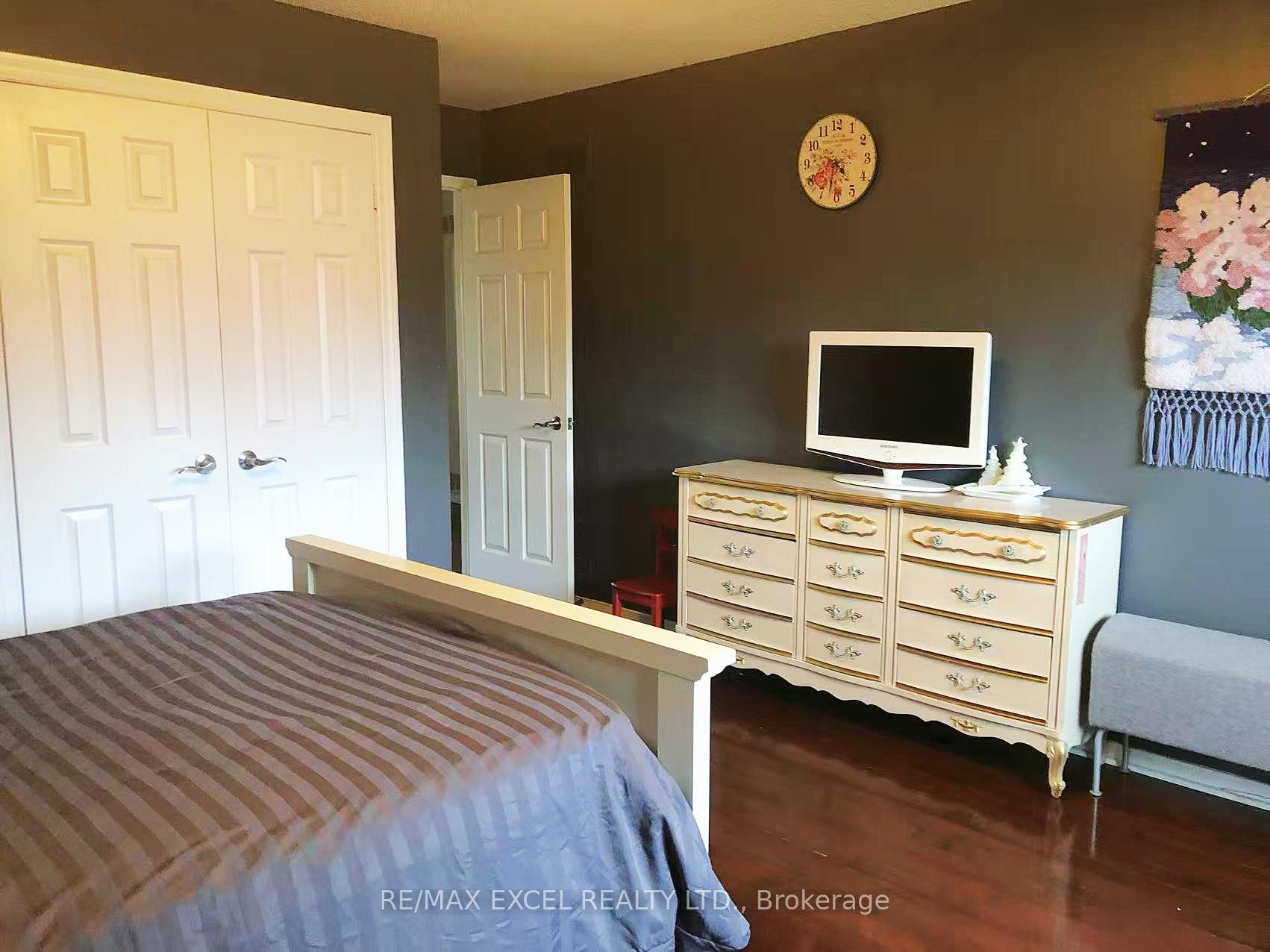 Photo 5 of Unit 2nd Floor, 7 Lincoln Place, Markham, Markville — HOMEH