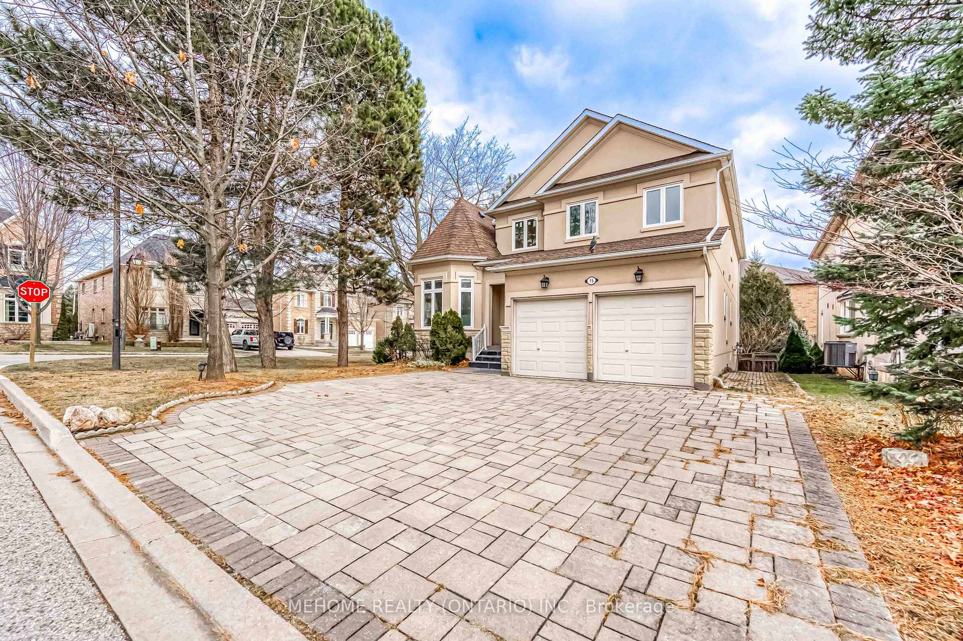 Photo 5 of 15 Warden Woods Court, Markham, Cachet — HOMEH