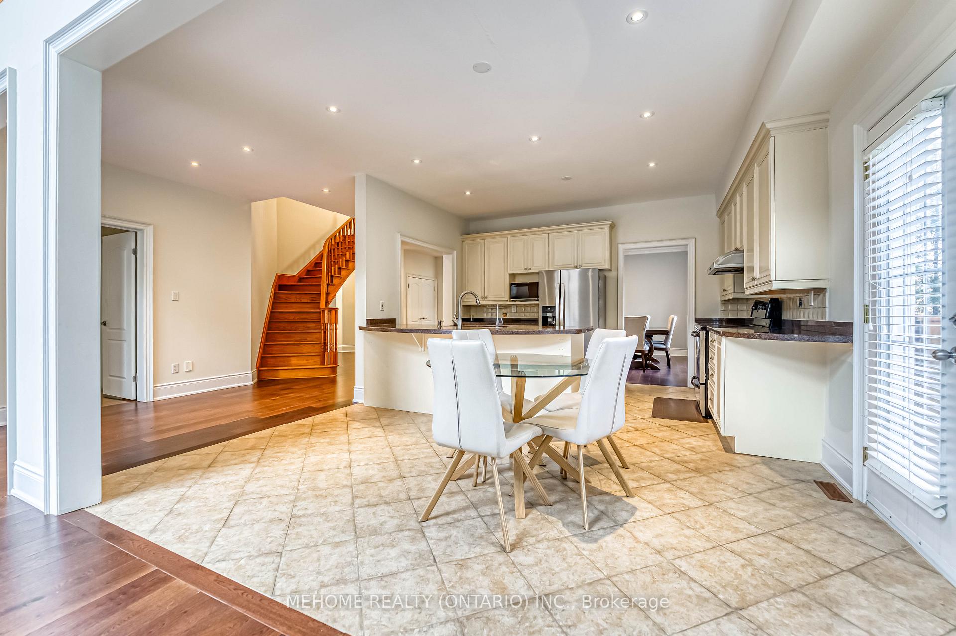 Photo 18 of 15 Warden Woods Court, Markham, Cachet — HOMEH