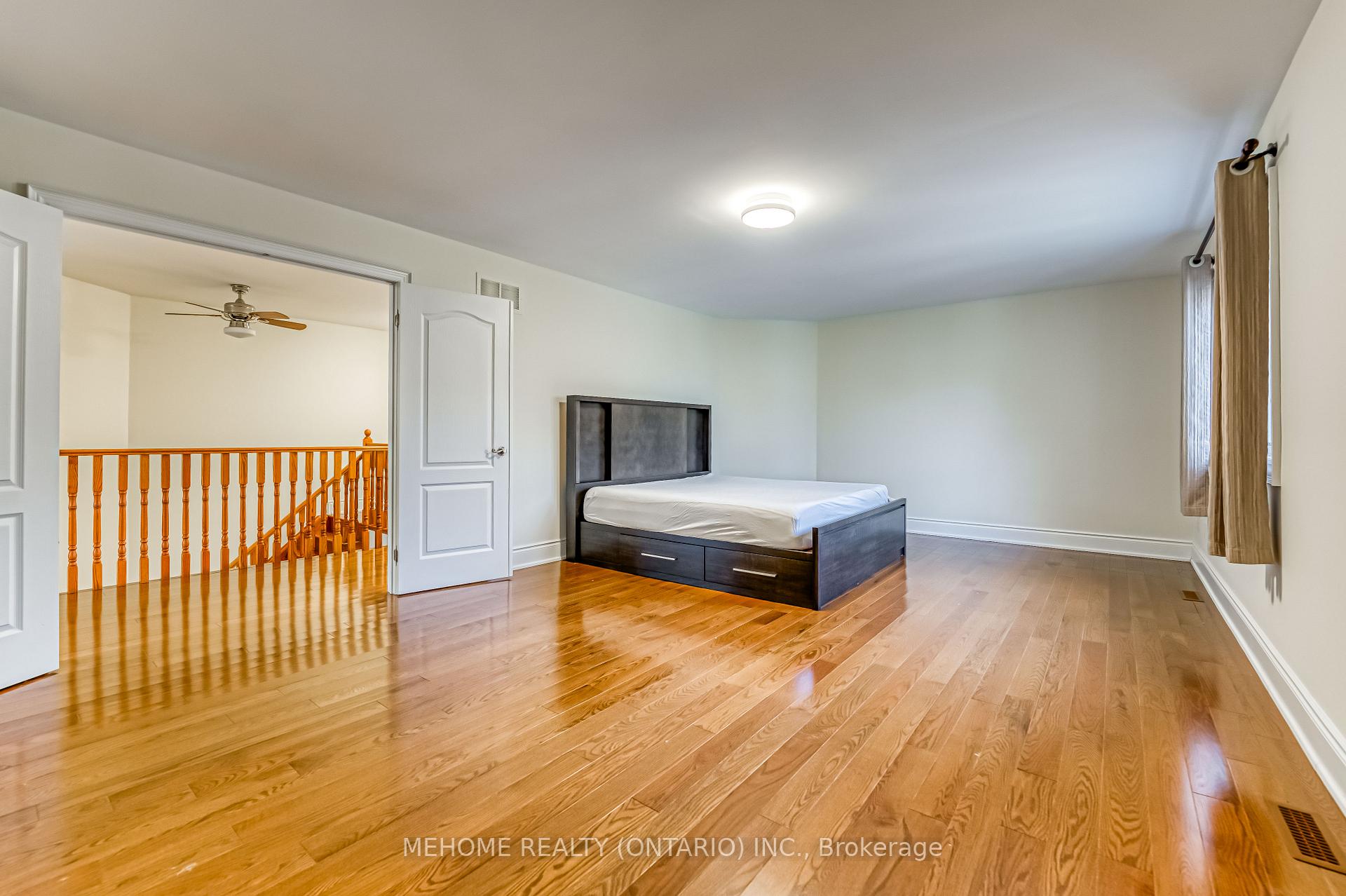 Photo 24 of 15 Warden Woods Court, Markham, Cachet — HOMEH