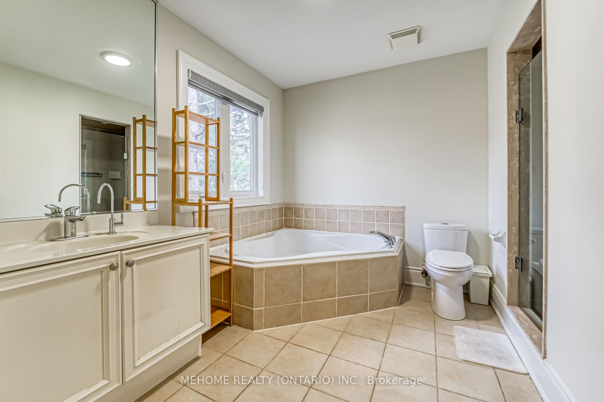 Photo 35 of 15 Warden Woods Court, Markham, Cachet — HOMEH