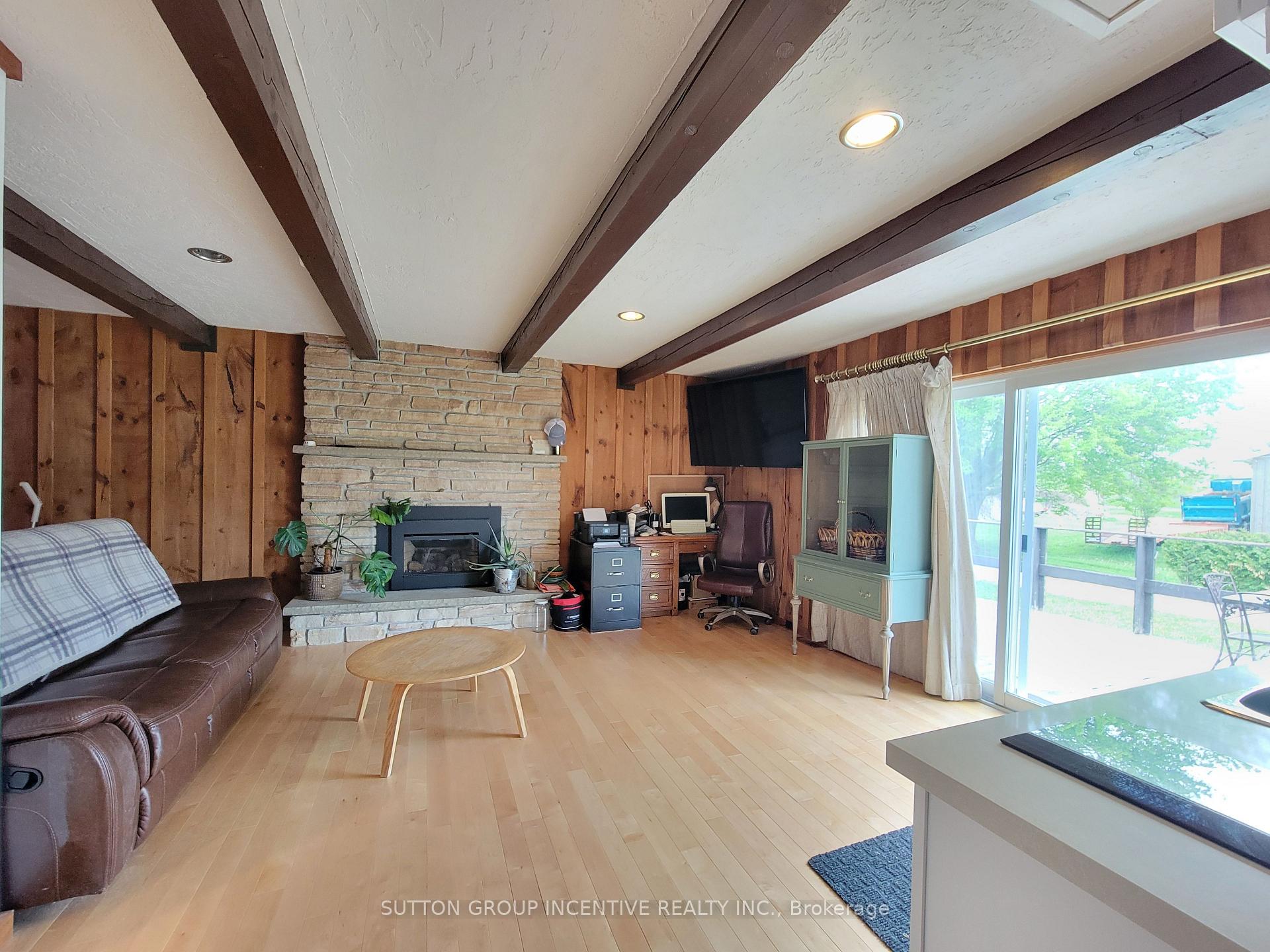 Photo 17 of 4505 County Rd 124, Clearview, Rural Clearview — HOMEH