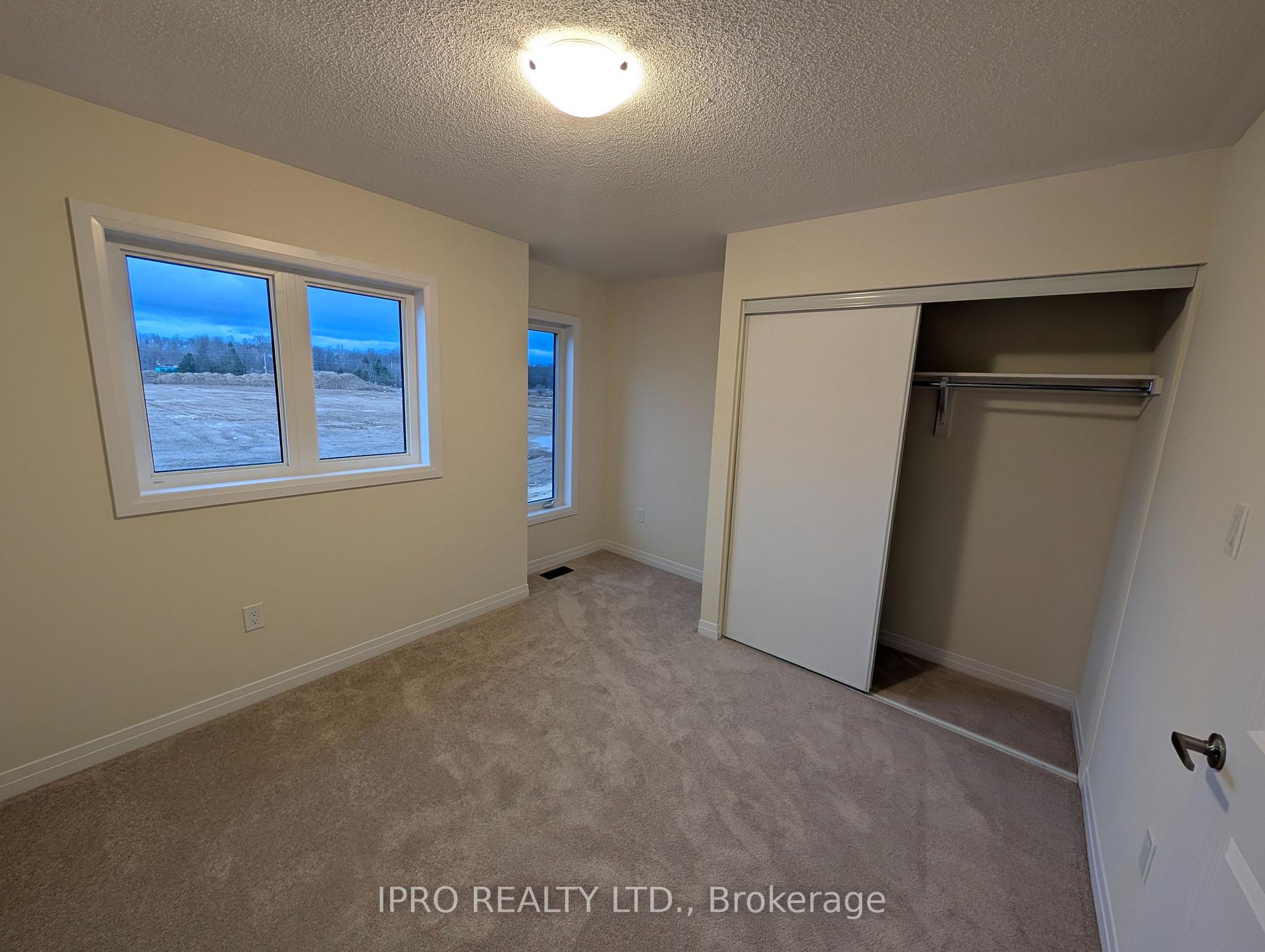 Photo 11 of 127 Allway Road, Grimsby, Grimsby Escarpment — HOMEH