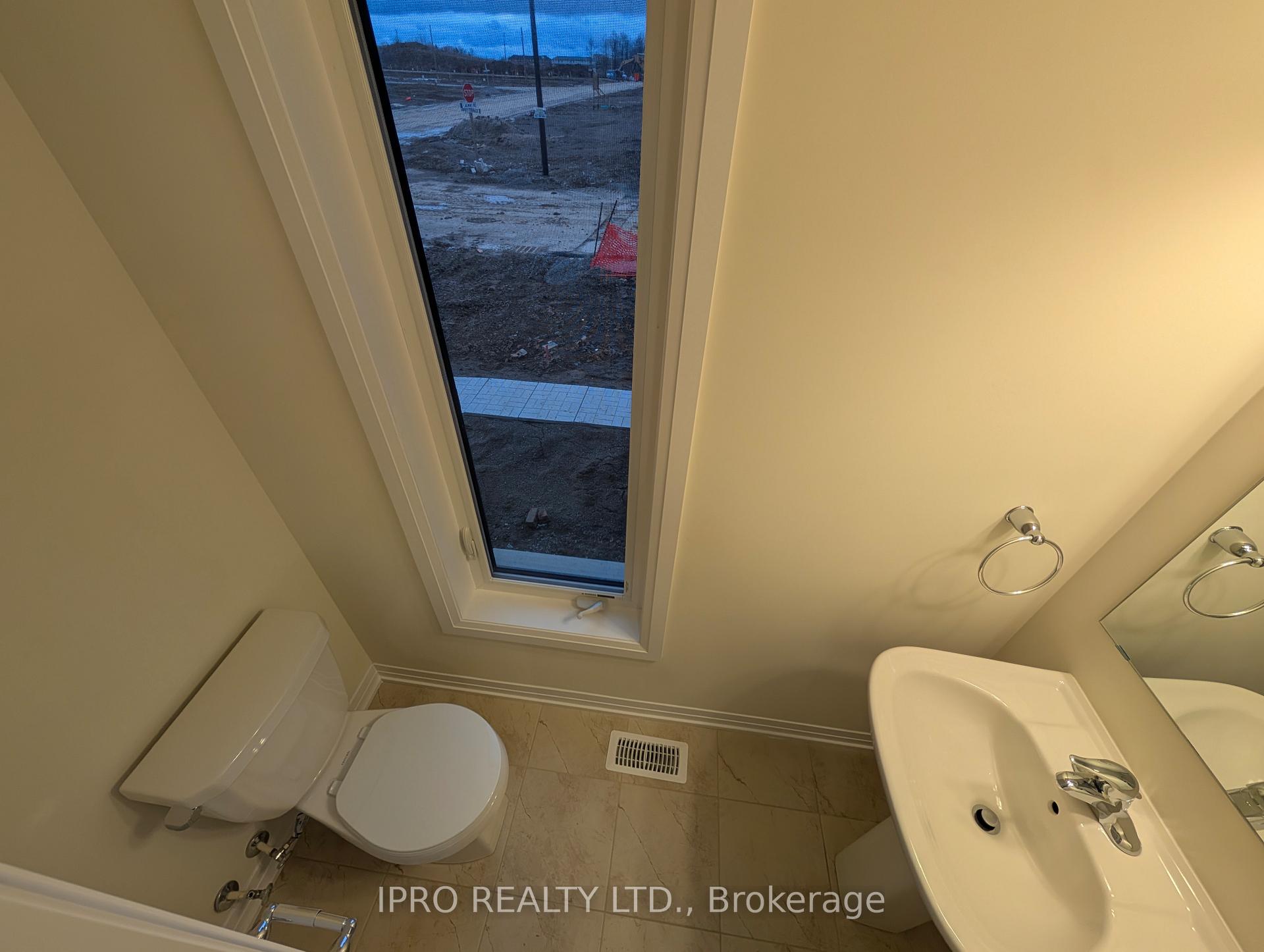 Photo 10 of 127 Allway Road, Grimsby, Grimsby Escarpment — HOMEH