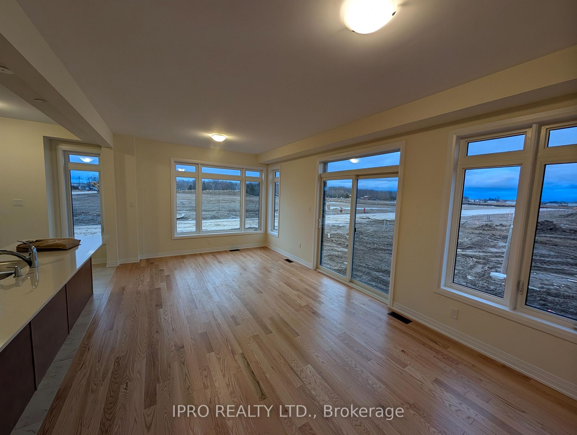 Photo 18 of 127 Allway Road, Grimsby, Grimsby Escarpment — HOMEH