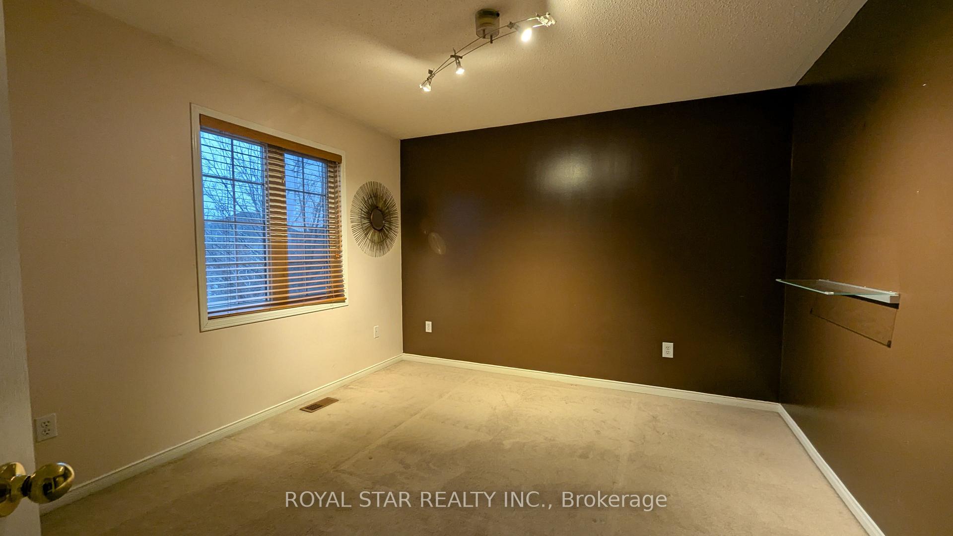 Photo 12 of 3 Harwood Road, Brampton, Fletcher's Meadow — HOMEH