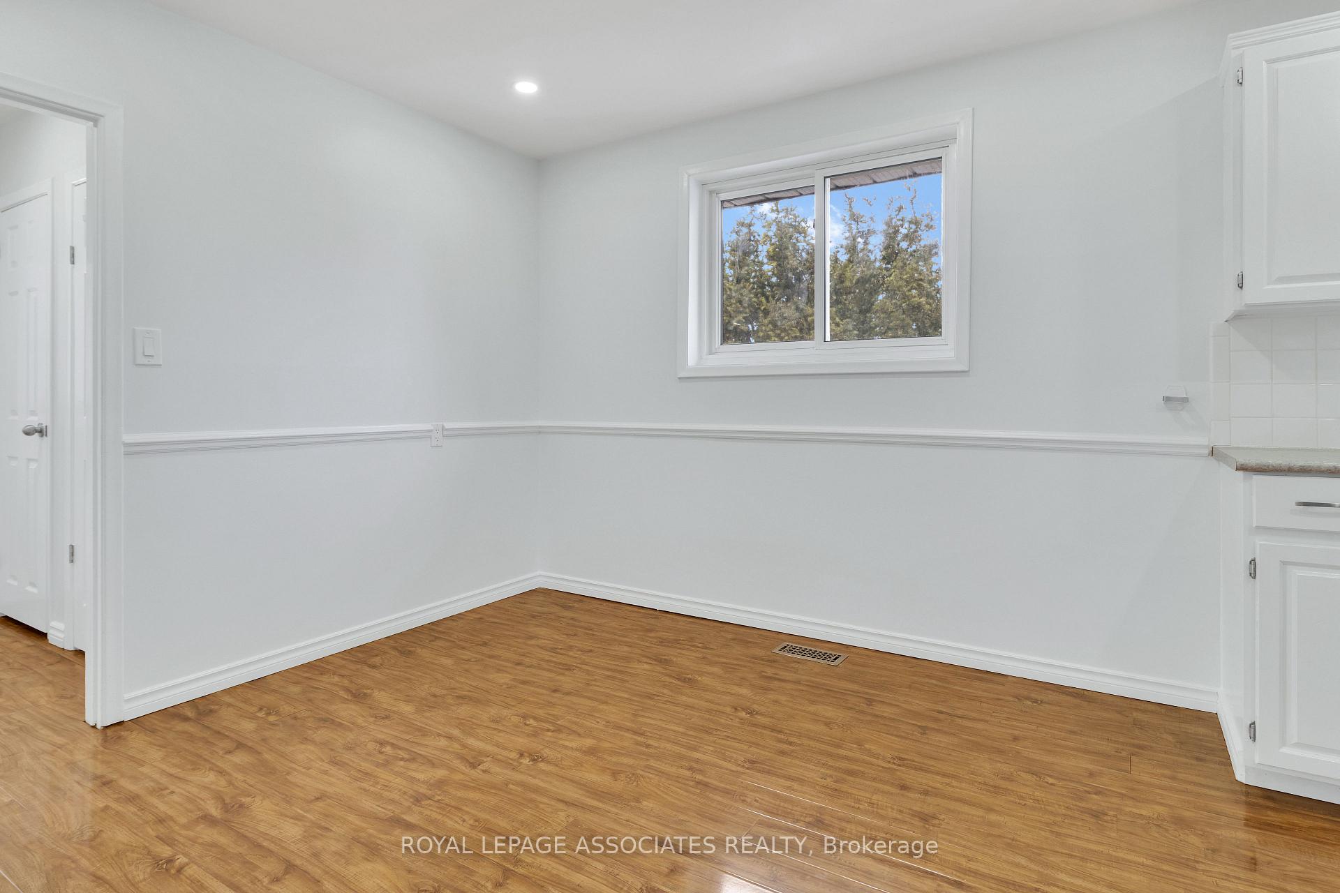 Photo 15 of Unit Main Floor, 846 Antonio Street, Pickering, Bay Ridges — HOMEH