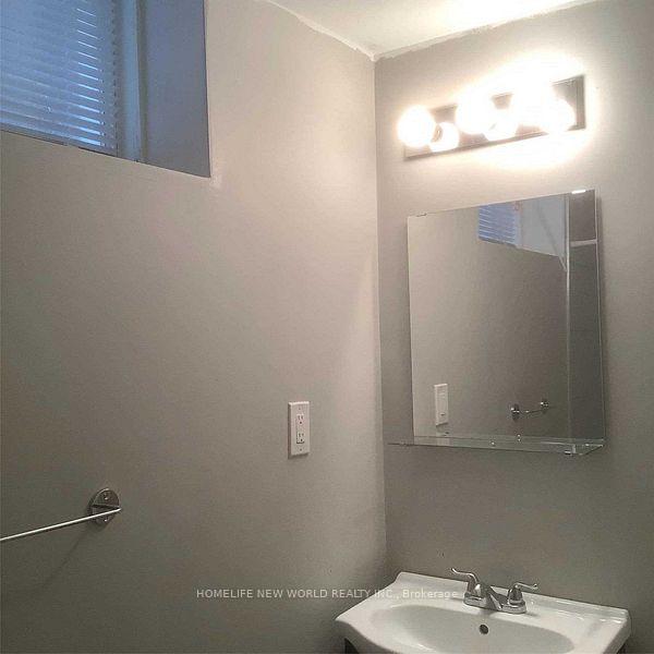 Photo 12 of 23 Willowbanks Terrace, Hamilton, Stoney Creek — HOMEH