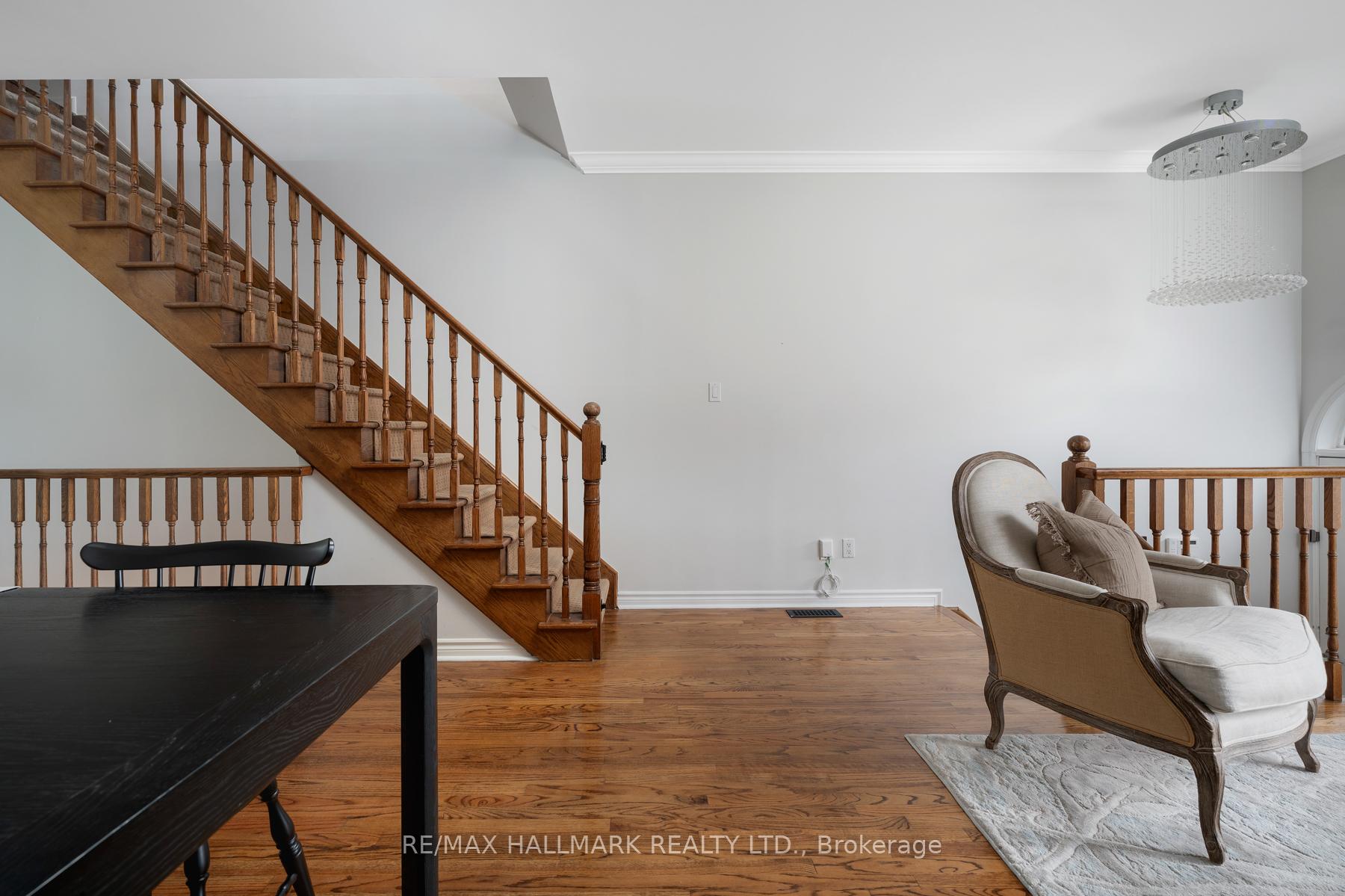 Photo 5 of 17A Robina Avenue, Toronto, Oakwood Village — HOMEH