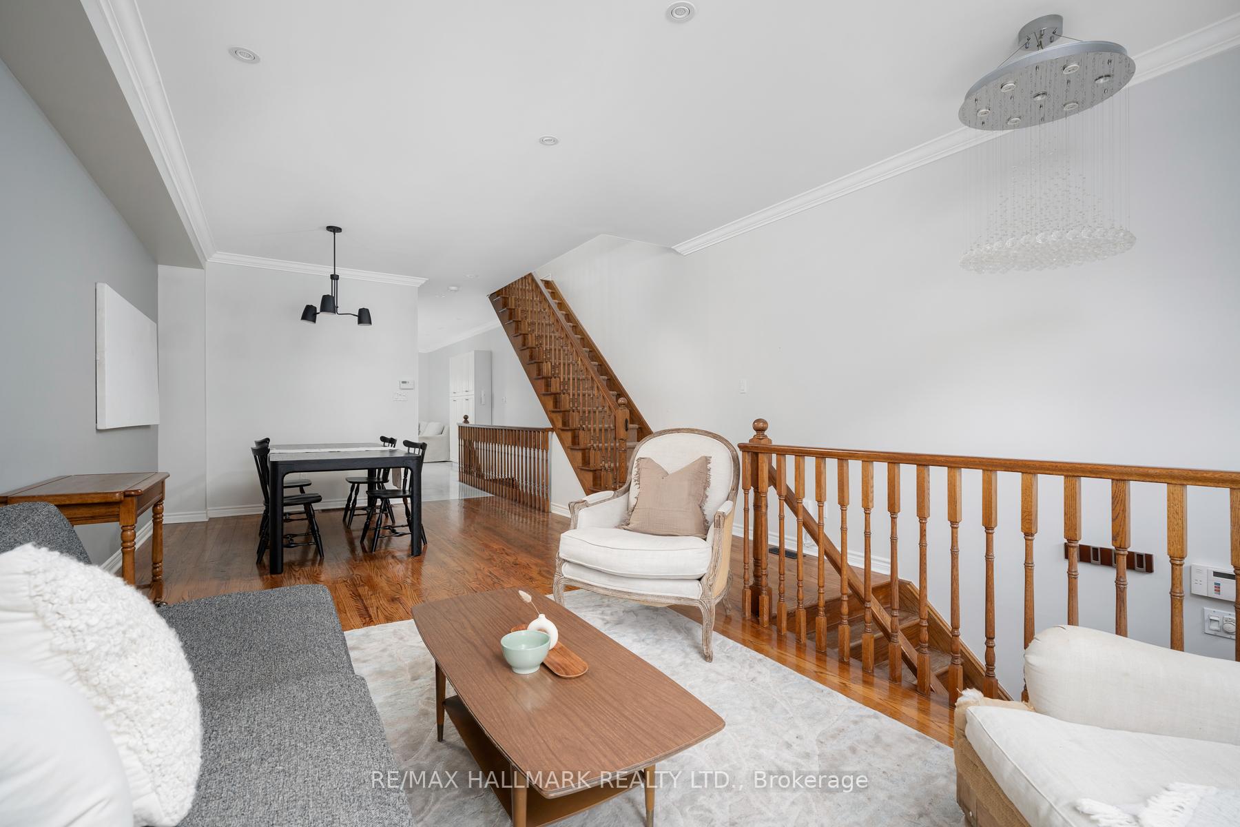 Photo 4 of 17A Robina Avenue, Toronto, Oakwood Village — HOMEH