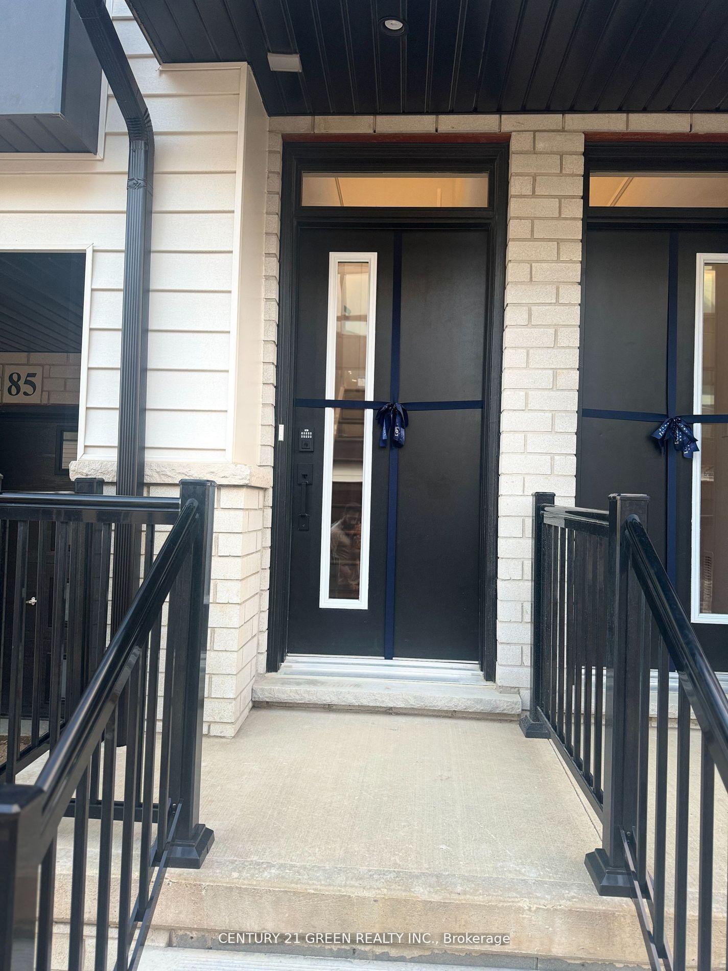 Photo 3 of Unit 85, 55 Tom Brown Drive, Brant, Paris — HOMEH