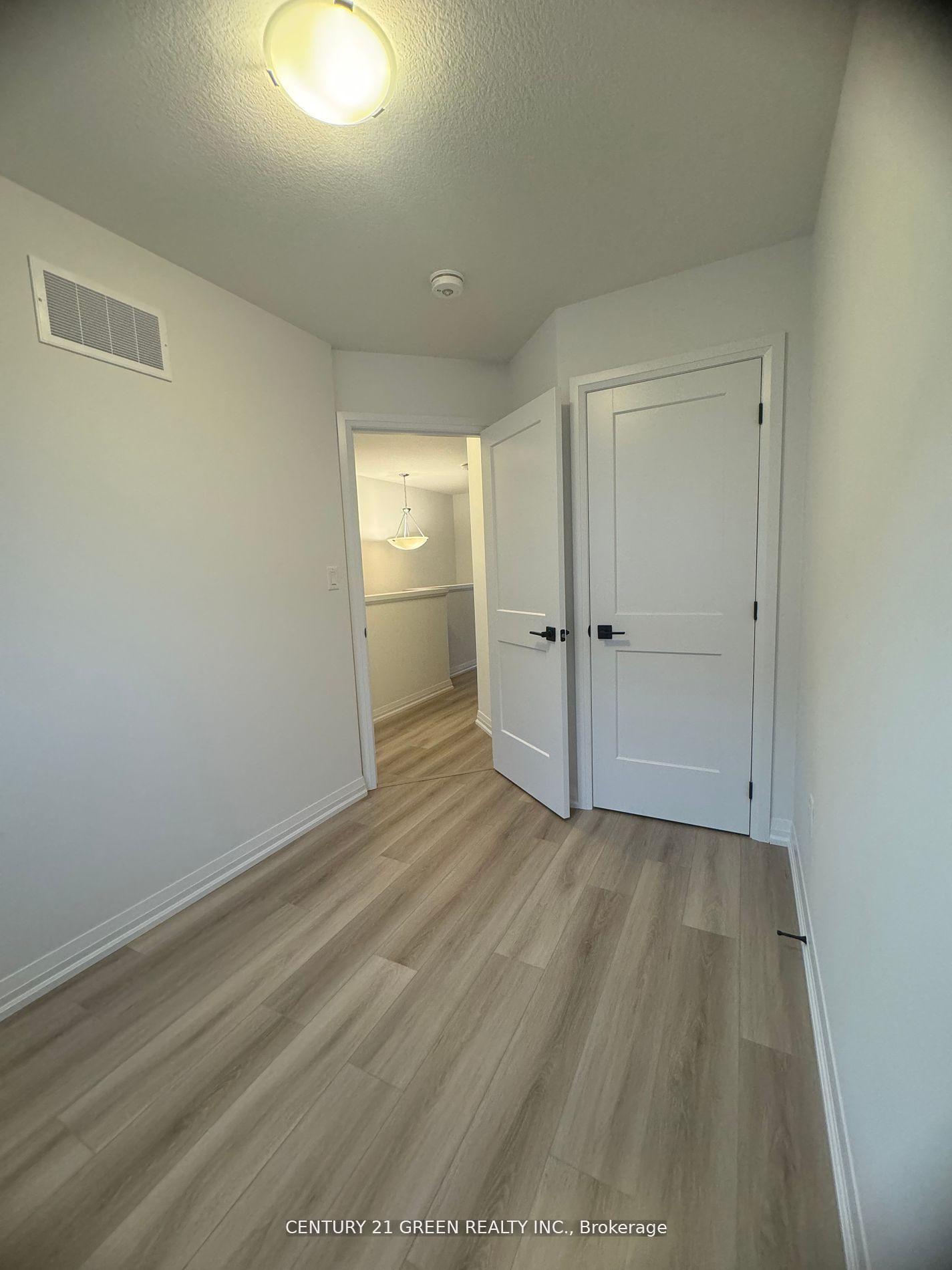 Photo 8 of Unit 85, 55 Tom Brown Drive, Brant, Paris — HOMEH