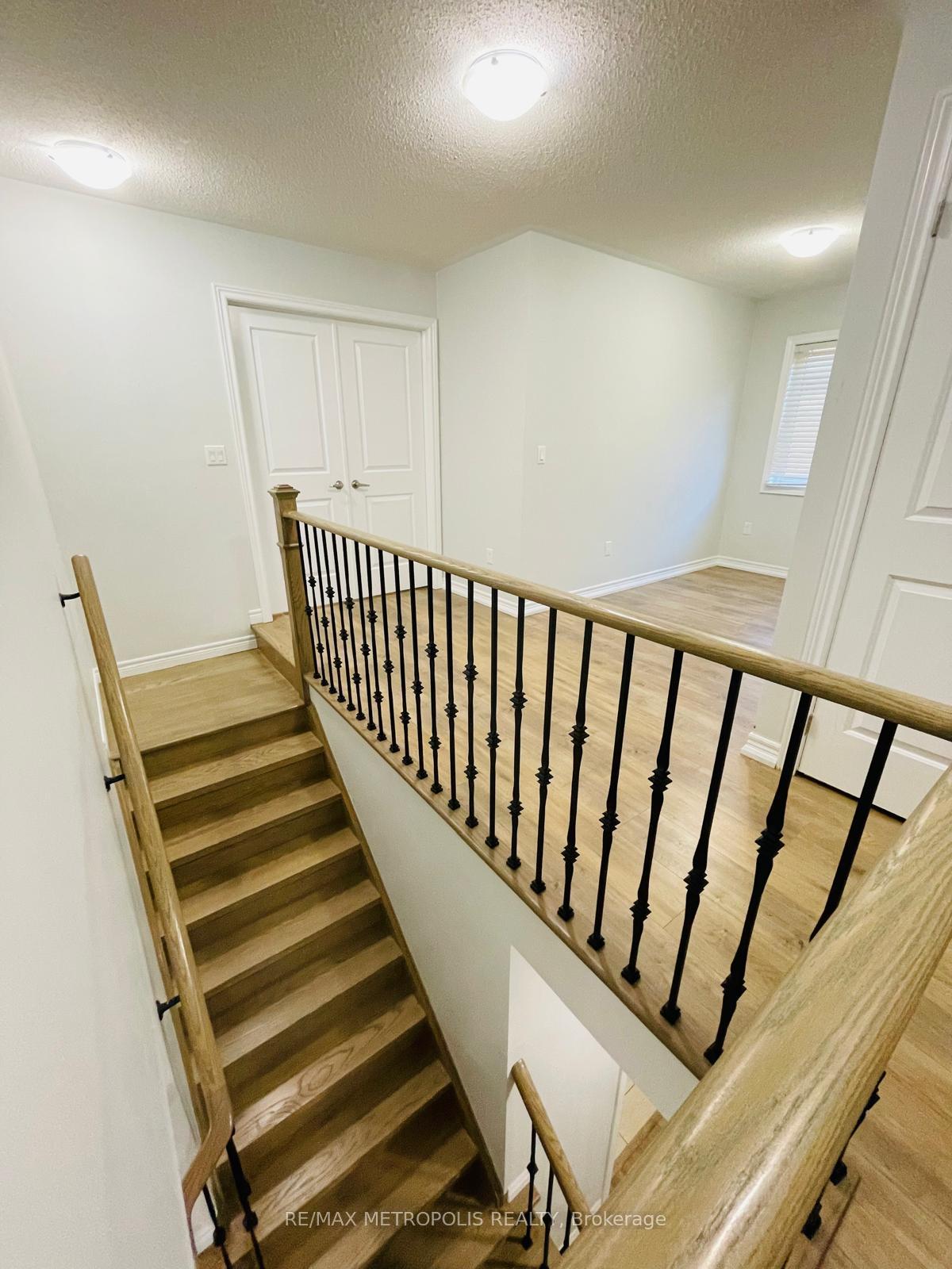 Photo 11 of 10 Barchard Street, Clarington, Newcastle — HOMEH