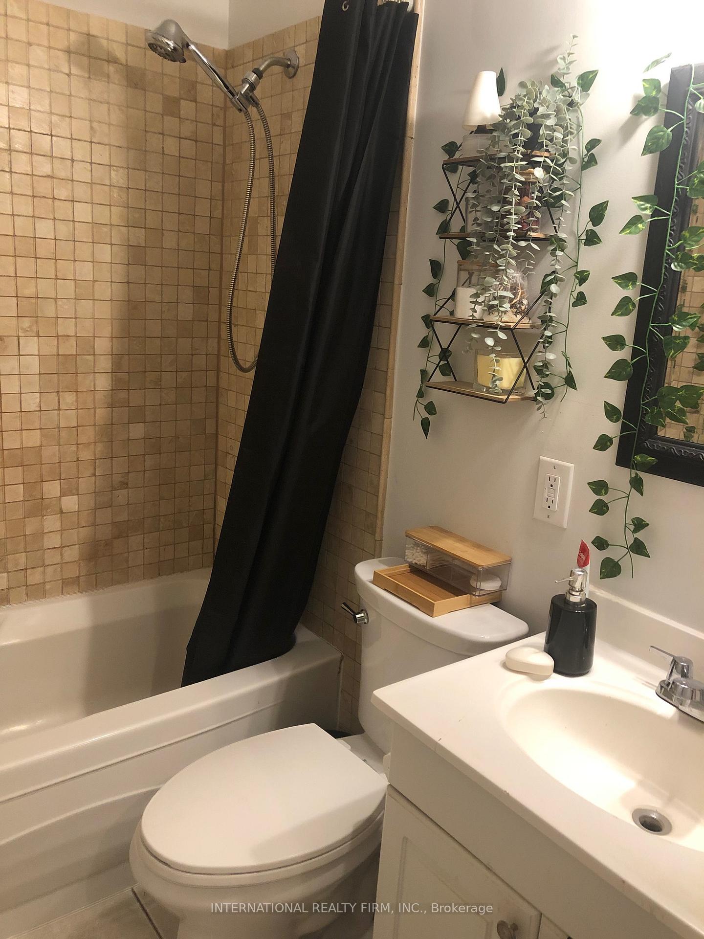 Photo 4 of Unit 3, 276 George Street, Toronto, Church-Yonge Corridor — HOMEH