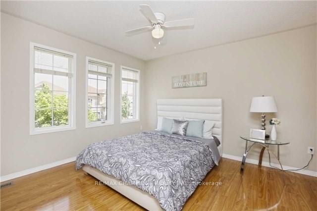 Photo 12 of 152 Queen Mary Drive, Brampton, Fletcher's Meadow — HOMEH