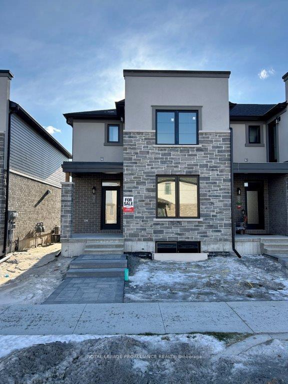 Photo 1 of 26 Riverstone Way, Belleville, Thurlow Ward — HOMEH