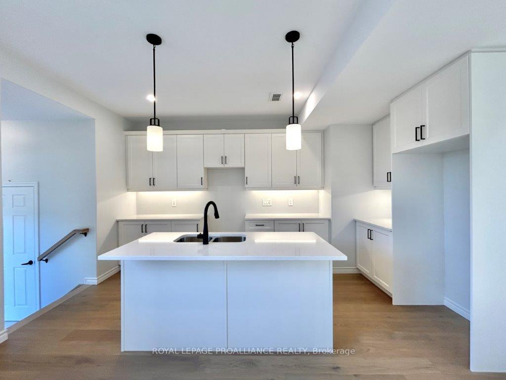 Photo 4 of 26 Riverstone Way, Belleville, Thurlow Ward — HOMEH