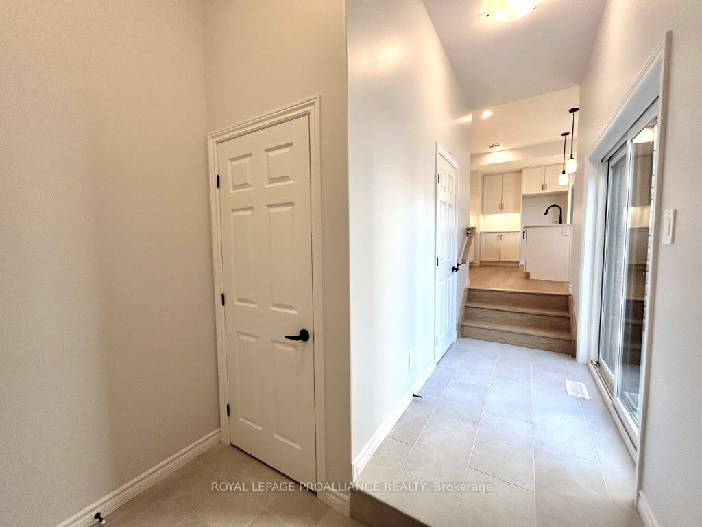 Photo 6 of 26 Riverstone Way, Belleville, Thurlow Ward — HOMEH