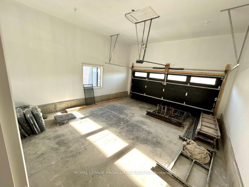 Photo 8 of 26 Riverstone Way, Belleville, Thurlow Ward — HOMEH