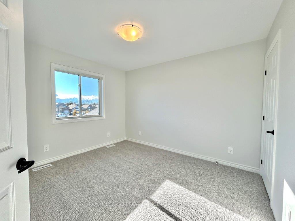 Photo 13 of 26 Riverstone Way, Belleville, Thurlow Ward — HOMEH