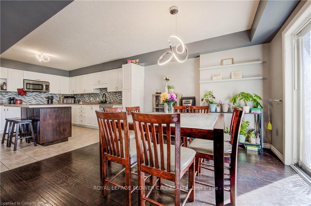 Photo 23 of 187 Huck Crescent, Kitchener — HOMEH