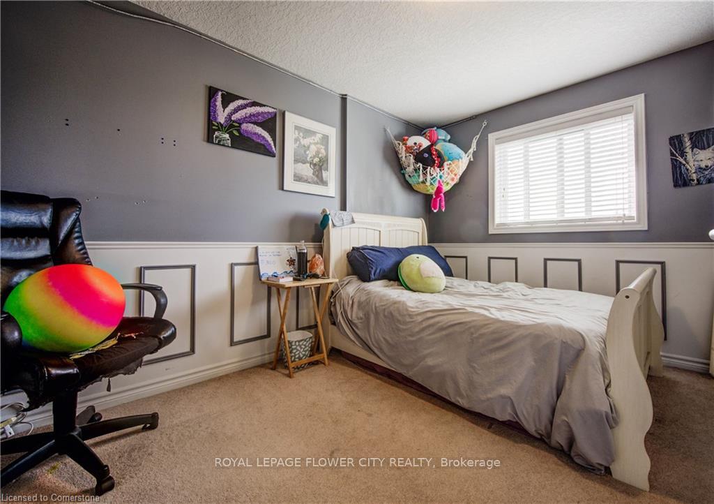 Photo 6 of 187 Huck Crescent, Kitchener — HOMEH