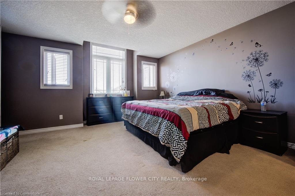 Photo 22 of 187 Huck Crescent, Kitchener — HOMEH