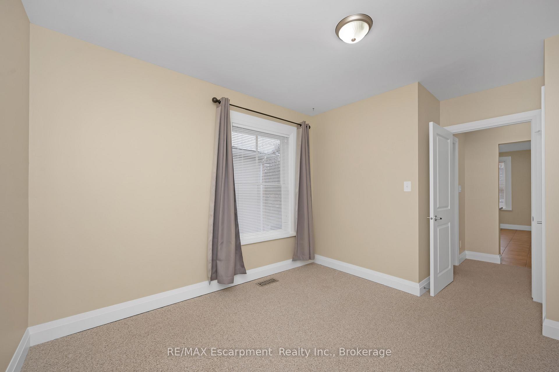 Photo 18 of Unit Upper, 31 Main Street S, Hamilton, Waterdown — HOMEH
