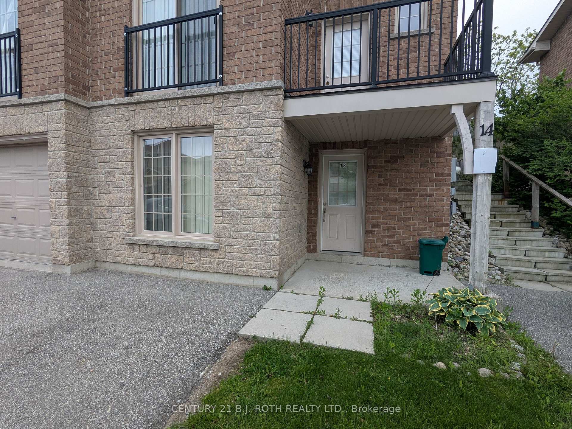 Photo 1 of Unit 13, 175 Stanley Street, Barrie, East Bayfield — HOMEH