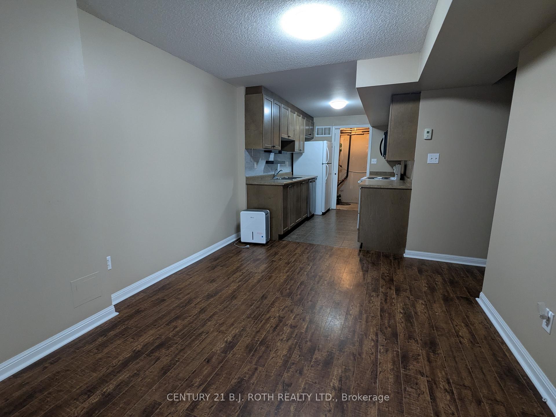 Photo 6 of Unit 13, 175 Stanley Street, Barrie, East Bayfield — HOMEH