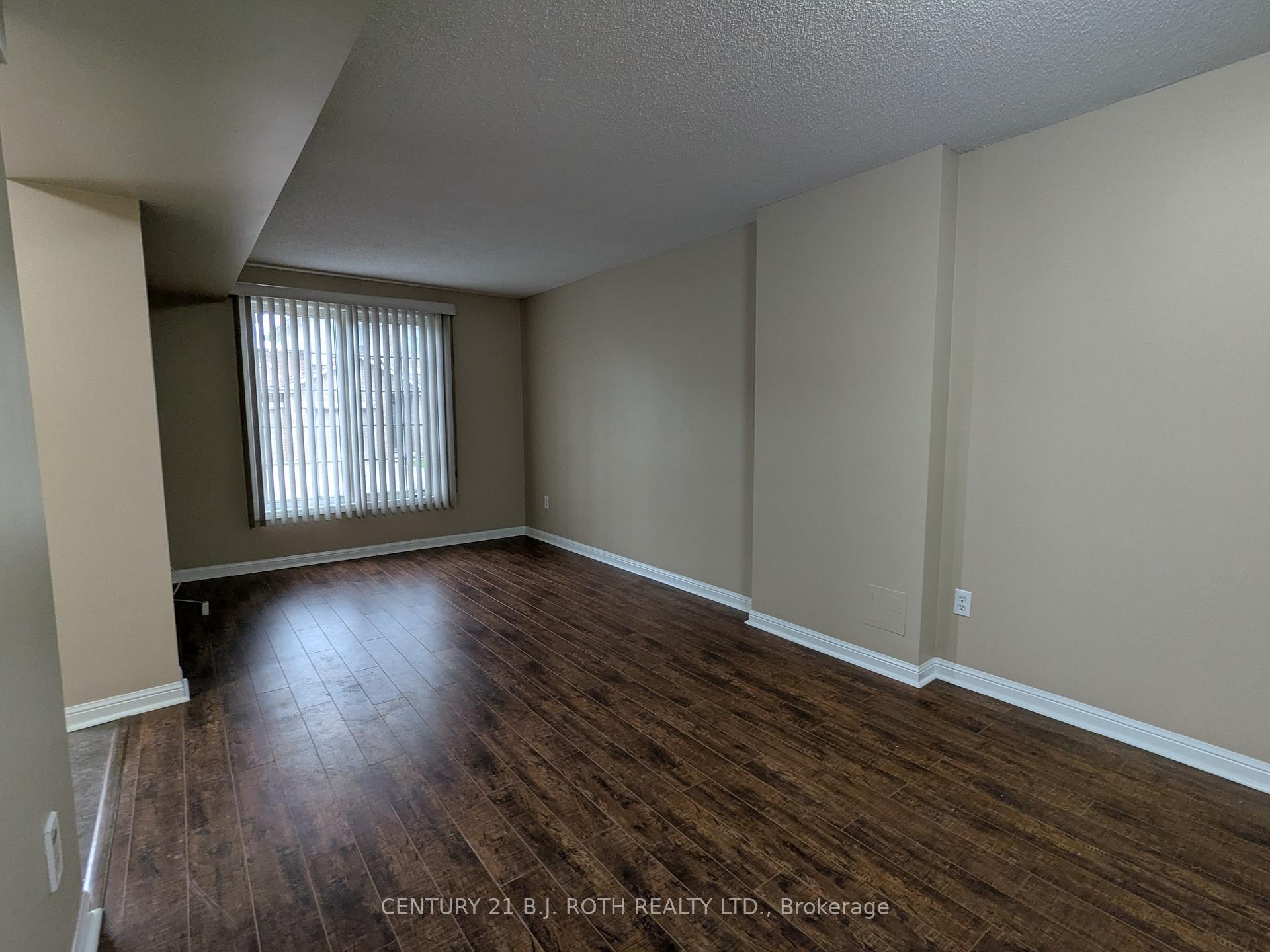 Photo 7 of Unit 13, 175 Stanley Street, Barrie, East Bayfield — HOMEH
