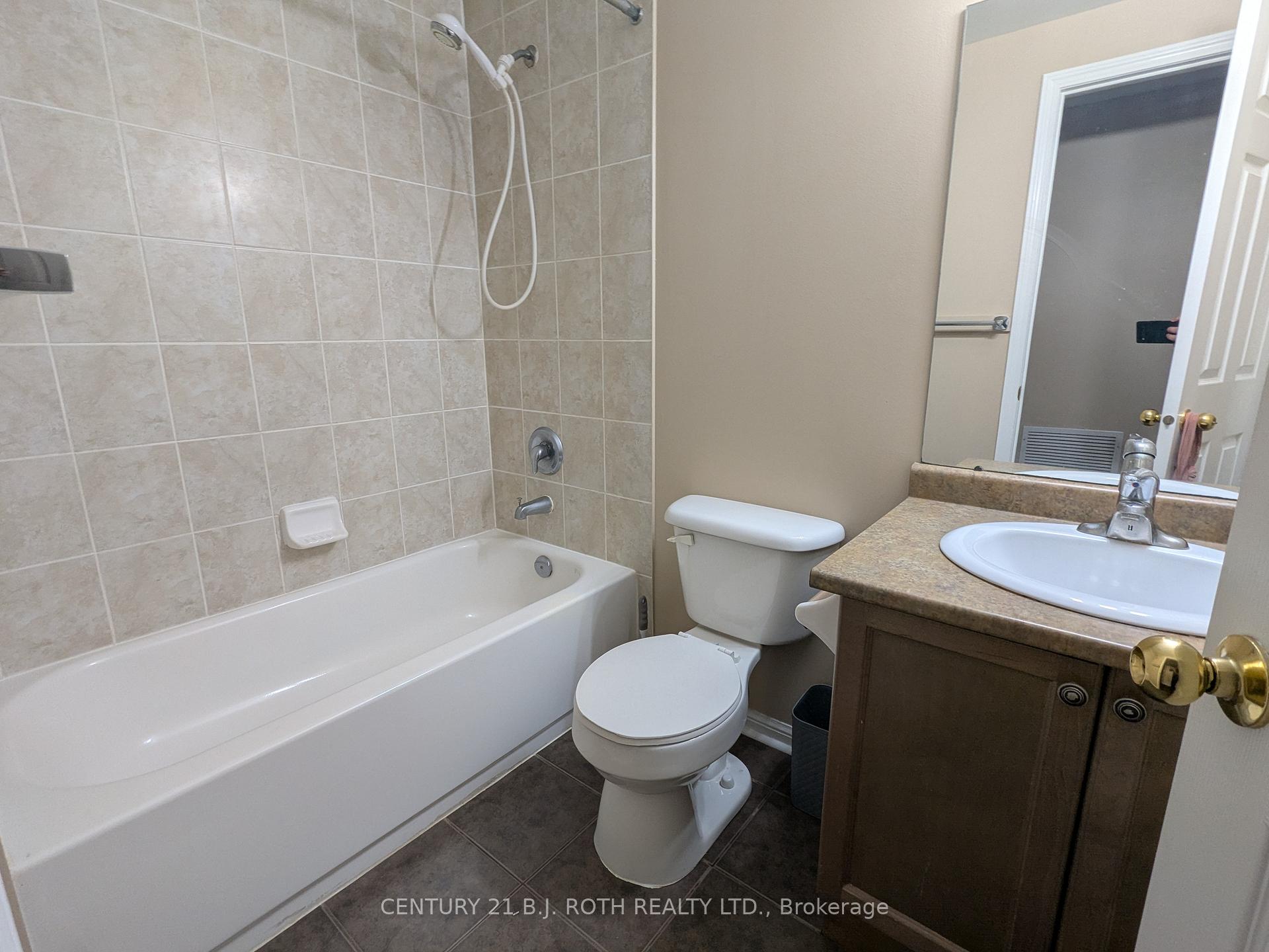 Photo 9 of Unit 13, 175 Stanley Street, Barrie, East Bayfield — HOMEH