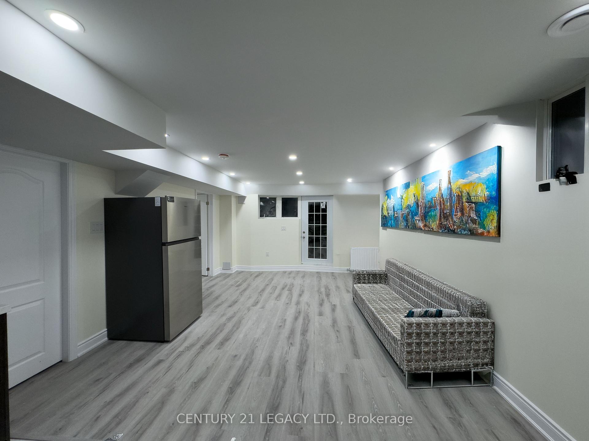 Photo 11 of Unit BSMT, 189 Cranbrook Crescent S, Vaughan, Kleinburg — HOMEH