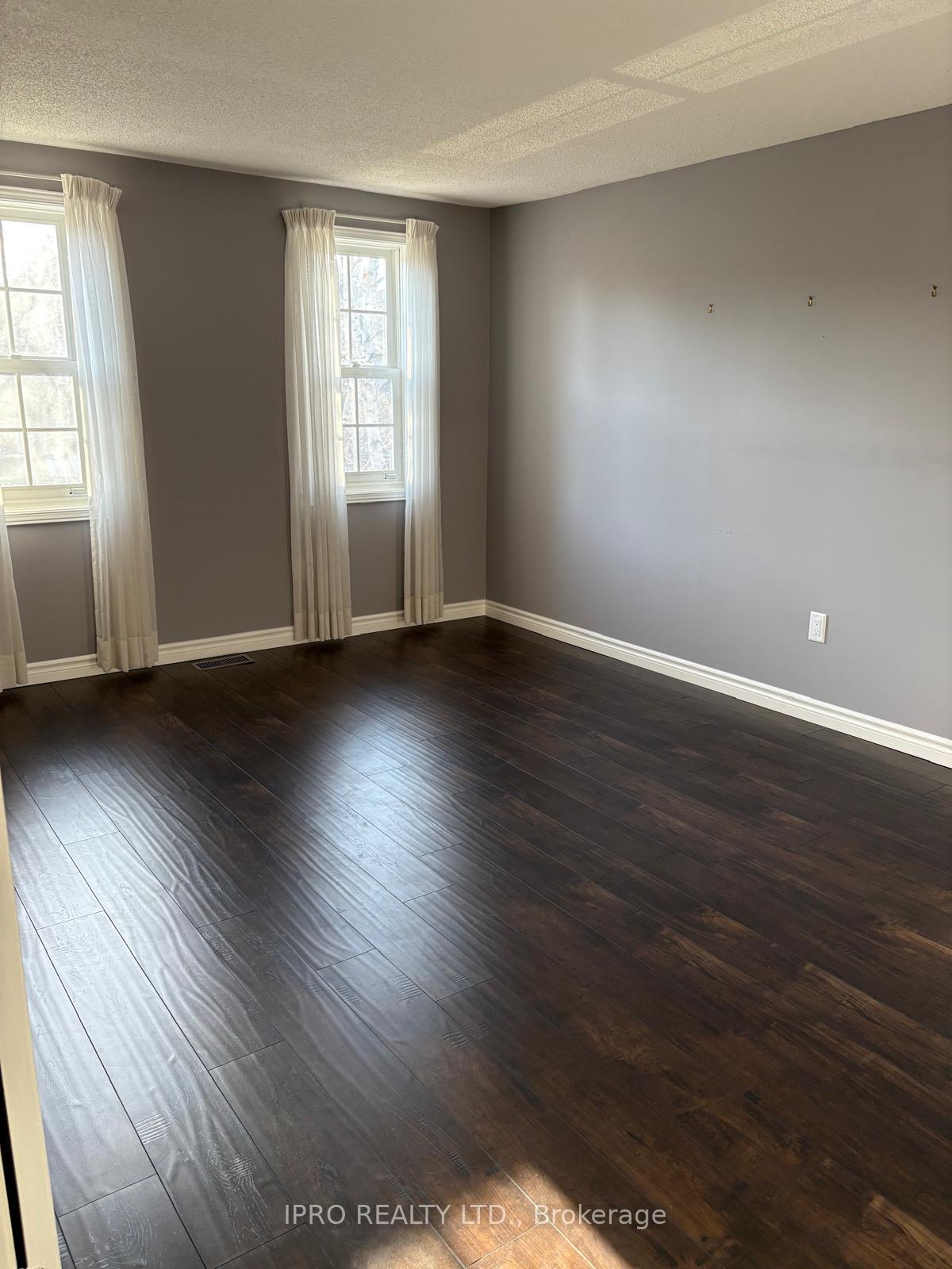 Photo 13 of Unit MAIN & 2ND, 441 Prestwick Drive, Oshawa, McLaughlin — HOMEH