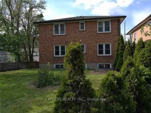 Photo 9 of Unit 2, 601 Old Orchard Grove, Toronto, Bedford Park-Nortown — HOMEH