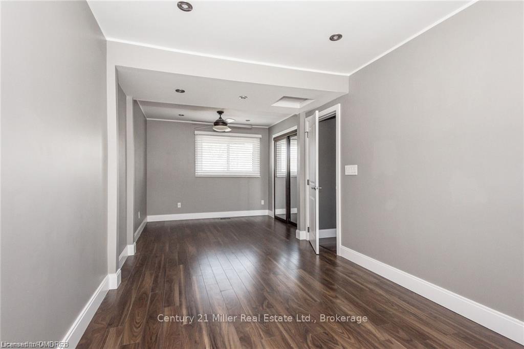 Photo 12 of 1801 Biscayne Drive E, Cambridge — HOMEH